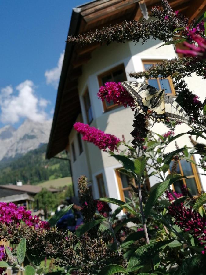 Prandhof Apartment Pfarrwerfen Bagian luar foto